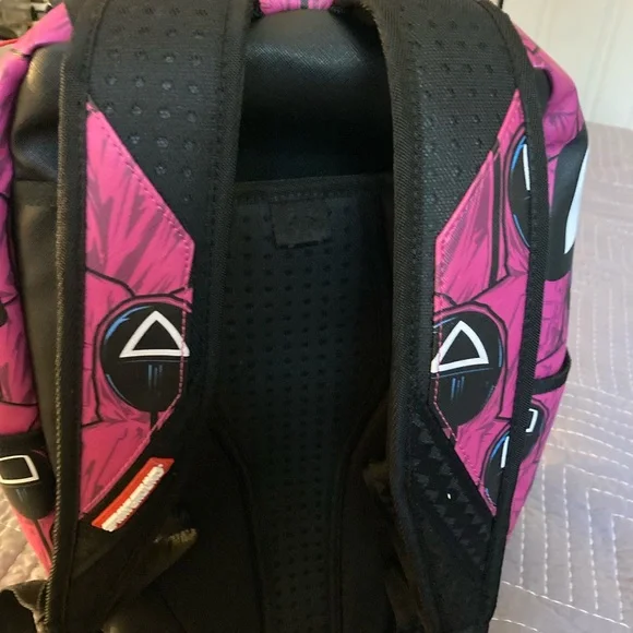 Squid Game Sprayground Backpack - Picture 13 of 14